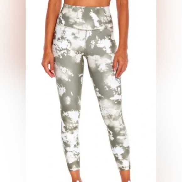 Balance Collection Activewear  Leggings Beetle Green Tie Dye Womens Small - Picture 2 of 6